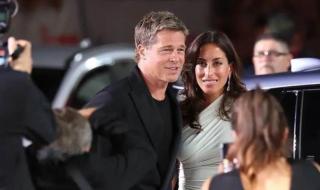 براد بيت يستعد للزواج من حبيبته بعد انتشار صورهما معا في أكثر من مناسبة ووقوفها إلى جانبه في أزمة طلاقه من أنجلينا جولي يستعد النجم العالمي إقرأ المزيد