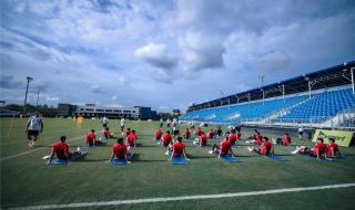 صور | لاعب الأهلي ينضم إلى معسكر ميامي استعدادًا للمشاركة في كأس العالم للأندية