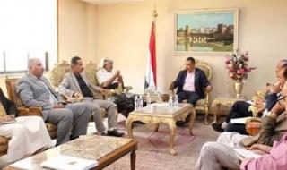 أخبار اليمن : عامر: لن نسمح باستمرار إغلاق مطار صنعاء