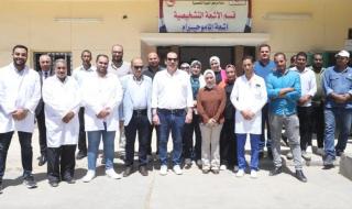 نائب وزير الصحة يتفقد مستشفيي الخارجة التخصصي وصدر الخارجة لتعزيز الخدمات الصحية