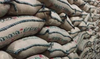 ضبط 14 طن دقيق بلدي مدعم قبل بيعها في السوق السوداء