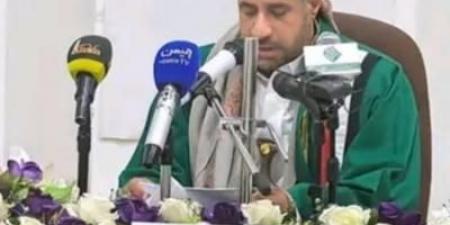 الدكتوراه بامتياز للباحث مجاهد العمدي