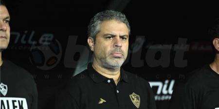 معتمد جمال يعقد جلسة مع اللاعبين على هامش مران اليوم استعدادا لاتحاد العاصمة