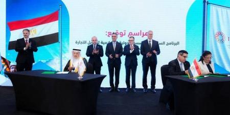 وزير الاستثمار: إعداد جيل جديد من المصدرين أولوية لتعزيز التنافسية