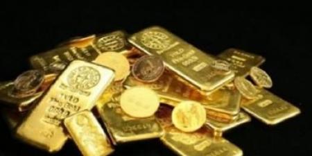 الذهب يهبط 2% مع ارتفاع الدولار