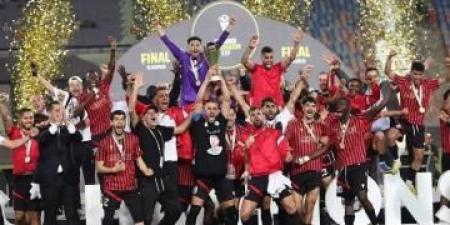 اتحاد الجزائر يتوج بكأس الكونفدرالية
