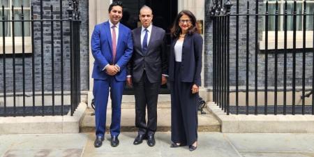 وزير الخارجية يلتقى مع مستشارى رئيس الوزراء البريطاني للشئون الاقتصادية والتجارة والاستثمار