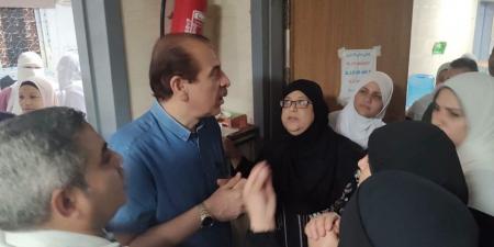 نائب وزير الصحة يتفقد مستشفى العياط المركزي ويوجه بإحالة الإدارة للتحقيق ومحاسبة المقصرين
