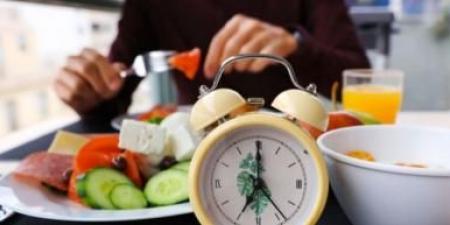 ما علاقة الصّيام المتقطّع بالاكتئاب؟