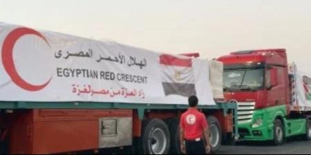 الهلال الأحمر المصري يطلق قافلة "زاد العزة" الـ218 بأكثر من 3000 طن مساعدات لغزة