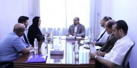 أخبار اليمن : نائب وزير الخارجية يشيد بدور "أطباء بلا حدود"
