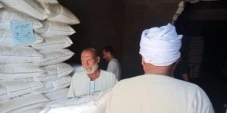 "الزراعة" تعلن صرف 5.8 مليون شكارة أسمدة للمزارعين وتؤكد توفر رصيد آمن