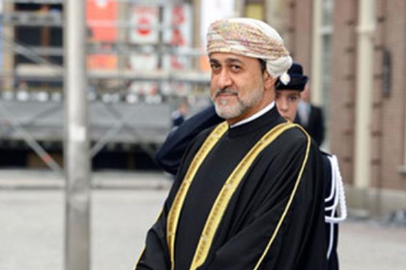 مشاهد من تنصيب هيثم بن طارق سلطان عمان الجديد (فيديو)