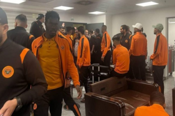 تطورات جديدة في أزمة الفريق المغربي في الجزائر