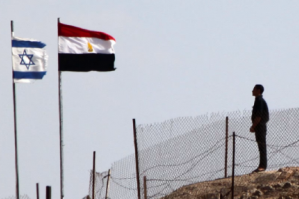 تقرير:مصر ترفع مستوى التأهب العسكري شمال سيناء