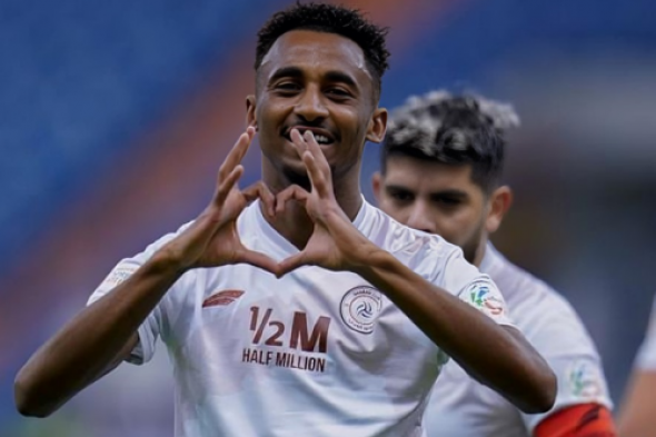 انتقال متعب الحربي للهلال يثير جدلاً.. اتهامات بالخداع في الصفقة تُصدم الجماهير