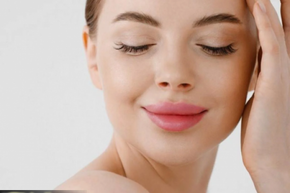 مظهرك هيتغير للأفضل.. توريد الشفايف والخدود بمكونات في كل بيت