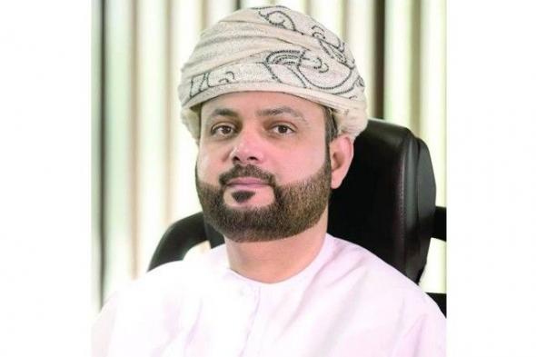 طلال المعمري يتوج السيب بلقب الدوري.. وصراع الهبوط مشتعل بين صحار وعبري