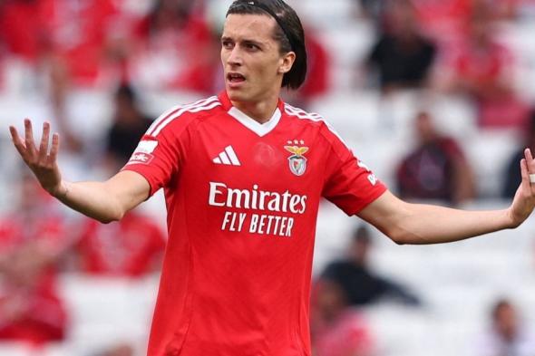 بنفيكا يُفاجئ ريال مدريد ويضع العقدة في صفقة كاريراس