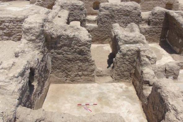 الكشف عن بقايا مجمع سكني متكامل للرهبان من العصر البيزنطي بسوهاج