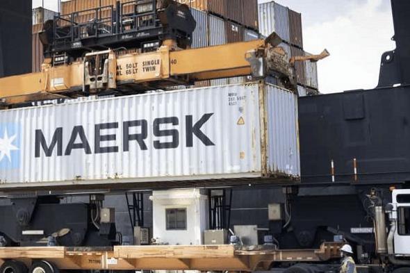 ميرسك تستحوذ على 37.5% من محطة حاويات بميناء جدة السعودي