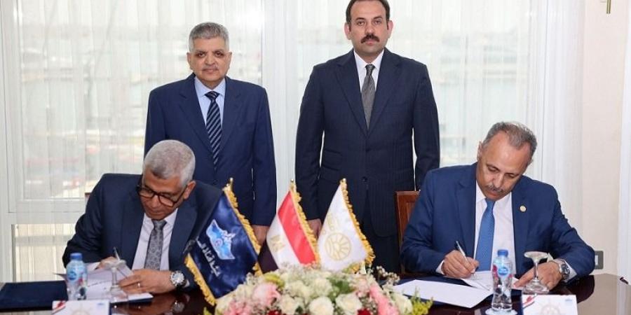 شراكة استراتيجية بين قناة السويس وجهاز مستقبل مصر لتطوير وتطهير البحيرات
