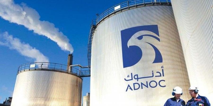 أدنوك: اكتمال نصف مشروع خط أنابيب جديد لتجاوز مضيق هرمز