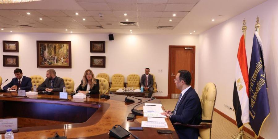 وزير الاتصالات يبحث مع فاوندإيفر العالمية تعزيز استثماراتها وخططها التوسعية في مصر