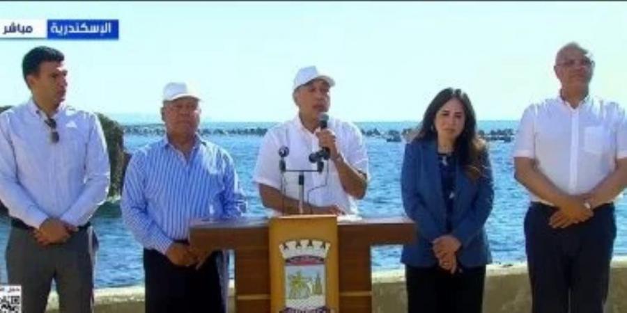رئيس الوزراء: مشروع تطوير كورنيش الإسكندرية معجزة حقيقية