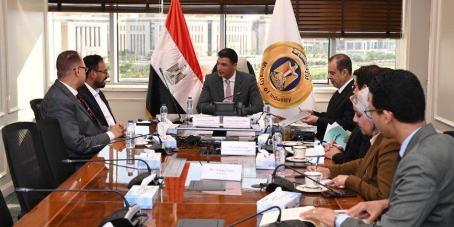 خالد هاشم: الصناعات الكيماوية ضمن أساسيات استراتيجية 2030